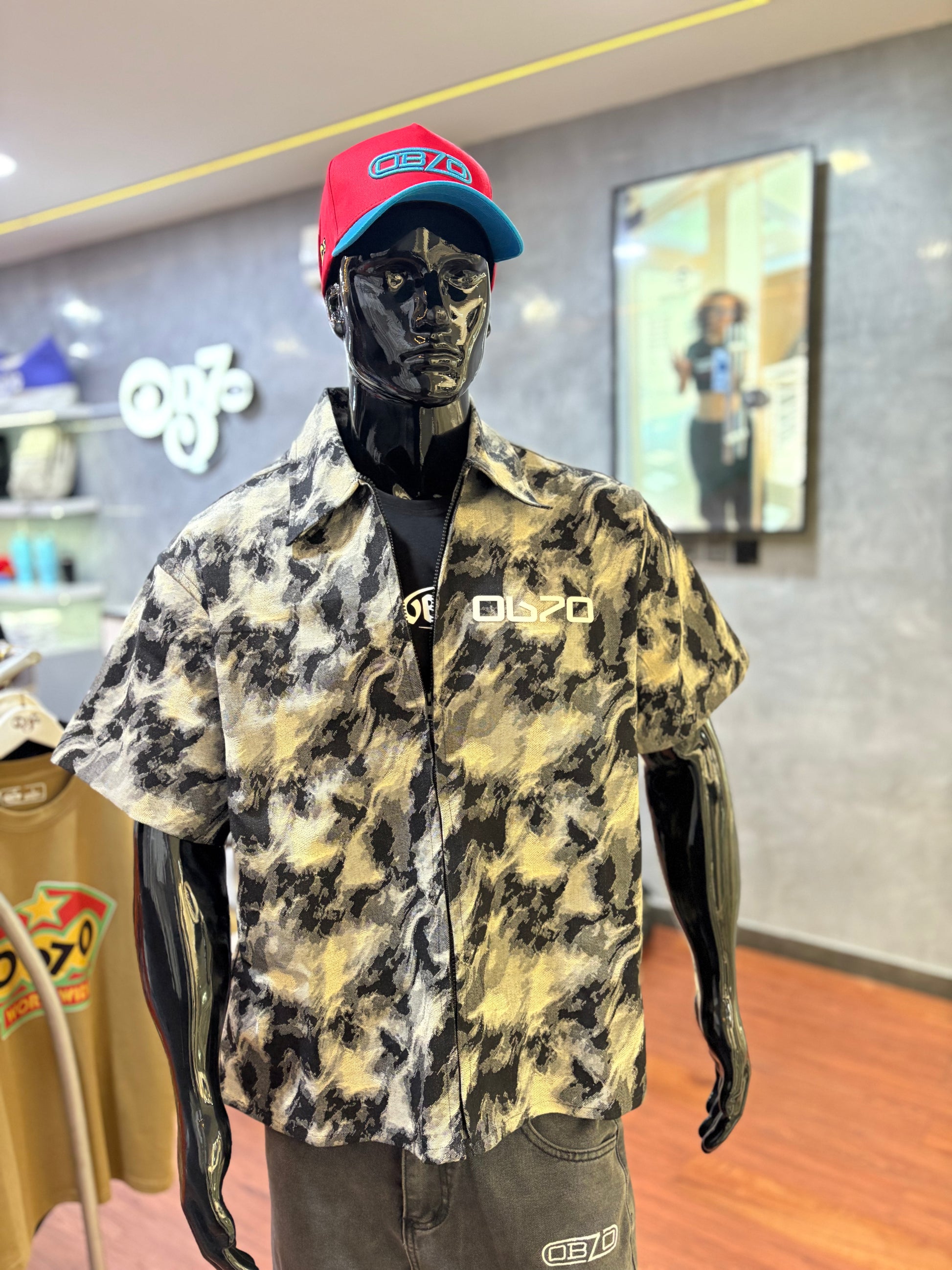 Volcanic ss boxy shirt