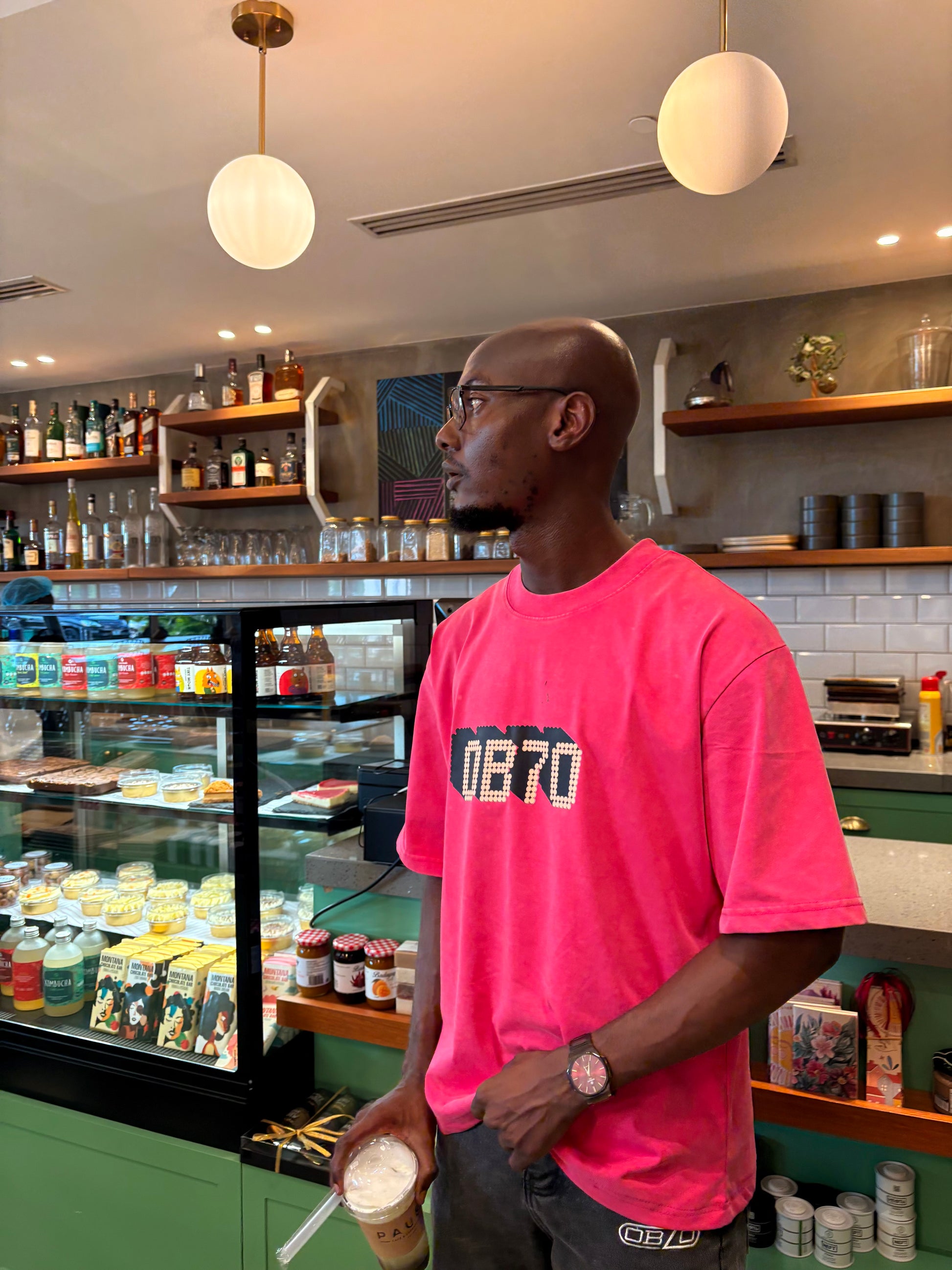 OB70 WRLD T-shirt (Pink)