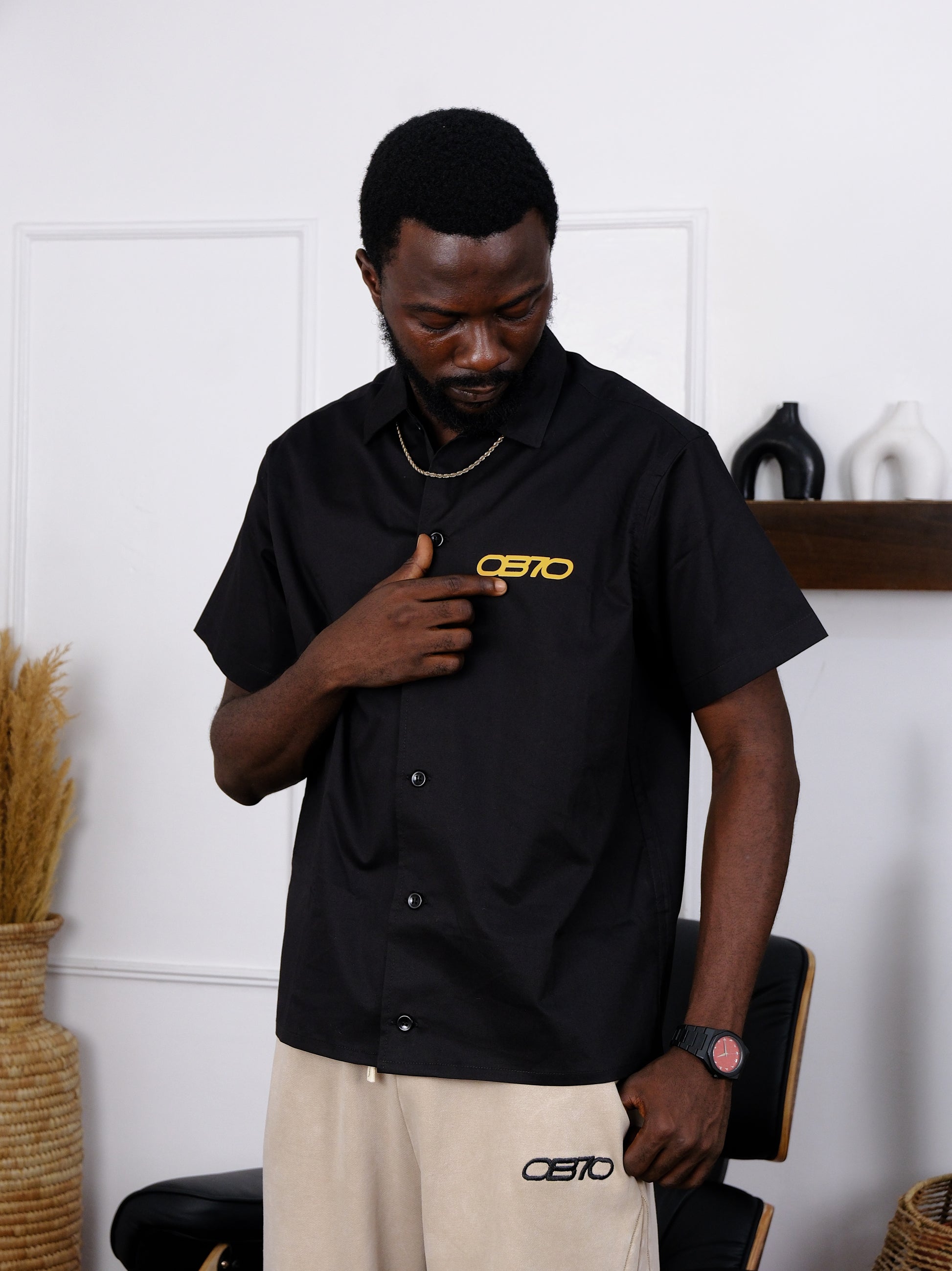 OB70 Grandeur Boxy Shirt (Black)